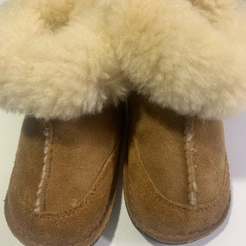 UGG Cozy Brown Kids Shoes